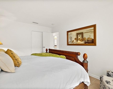 19 Lovett Street - Photo Thumbnail 11