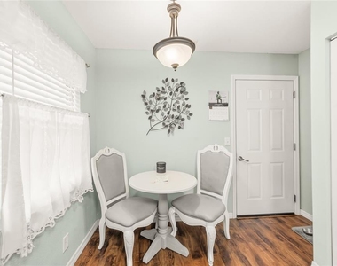 4953 Se 33rd Terrace - Photo Thumbnail 8