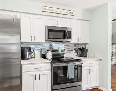 4953 Se 33rd Terrace - Photo Thumbnail 10
