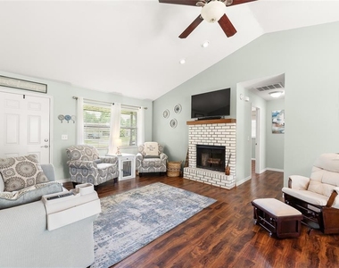 4953 Se 33rd Terrace - Photo Thumbnail 4