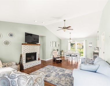 4953 Se 33rd Terrace - Photo Thumbnail 3