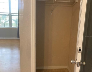 5541 Rosehill Road - Photo Thumbnail 4