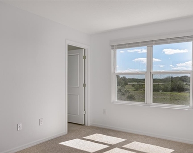 6357 Fairmont Lane - Photo Thumbnail 13