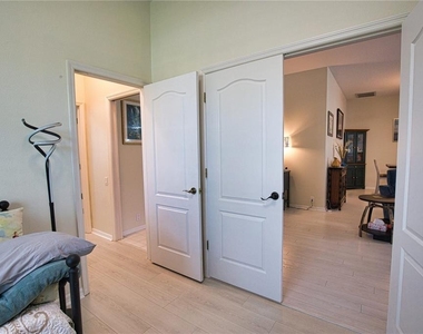 2319 Falcon Trace Lane - Photo Thumbnail 43