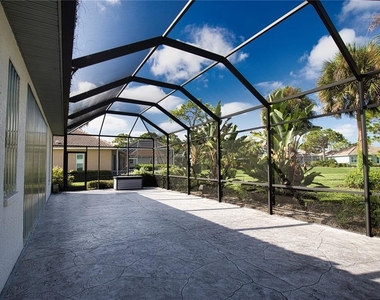 2319 Falcon Trace Lane - Photo Thumbnail 12