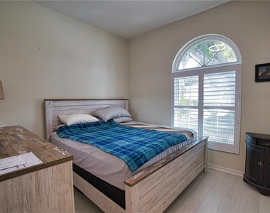 2319 Falcon Trace Lane - Photo Thumbnail 47