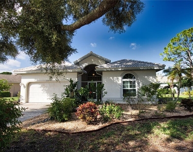 2319 Falcon Trace Lane - Photo Thumbnail 4