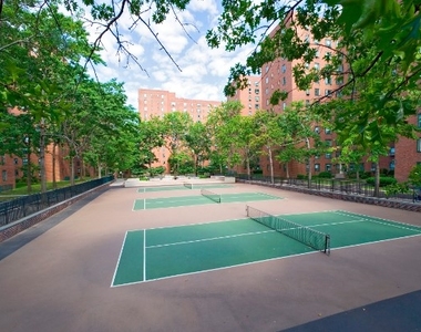 East 20th Street - Photo Thumbnail 4
