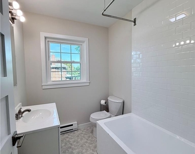 2305 Allen Street - Photo Thumbnail 17