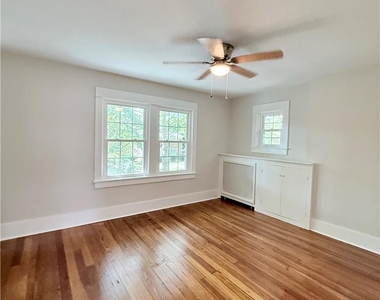 2305 Allen Street - Photo Thumbnail 25
