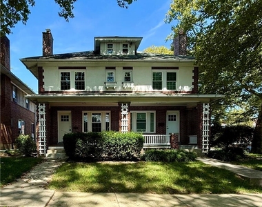 2305 Allen Street - Photo Thumbnail 1