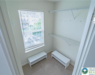 713 Blue Heron Drive - Photo Thumbnail 9