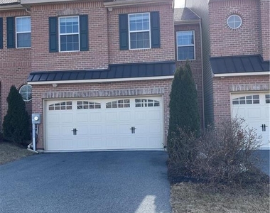 1453 Tarpan Lane - Photo Thumbnail 20