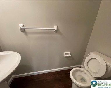 1453 Tarpan Lane - Photo Thumbnail 13