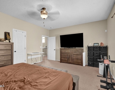 12776 Raul Mendiola Lane - Photo Thumbnail 3