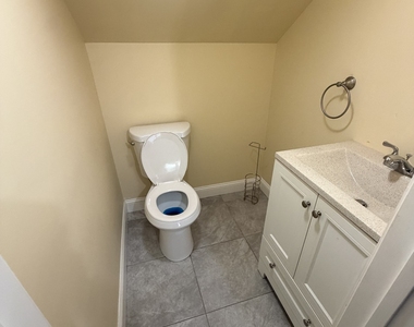 12 Shelton Avenue - Photo Thumbnail 8