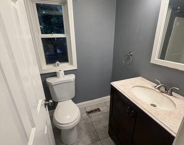 12 Shelton Avenue - Photo Thumbnail 4