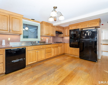 73 Westledge Road - Photo Thumbnail 12
