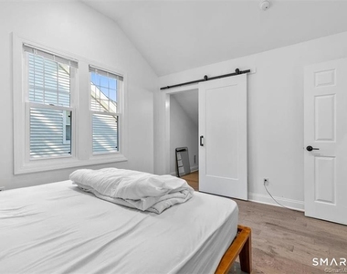 38 Beecher Place - Photo Thumbnail 18