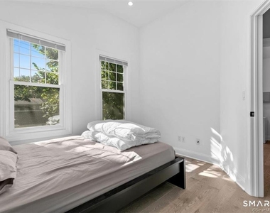 38 Beecher Place - Photo Thumbnail 23