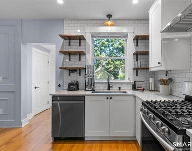38 Beecher Place - Photo Thumbnail 11