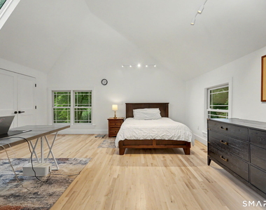 158 Steep Hill Road - Photo Thumbnail 16