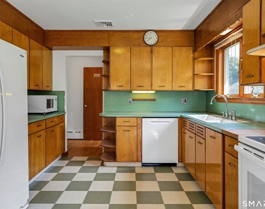 67 Barclay Drive - Photo Thumbnail 2