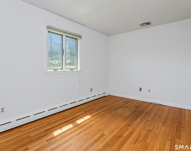 67 Barclay Drive - Photo Thumbnail 19