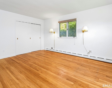 67 Barclay Drive - Photo Thumbnail 15