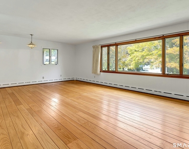 67 Barclay Drive - Photo Thumbnail 13