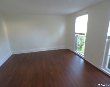 25-27 Hebron Road - Photo Thumbnail 9