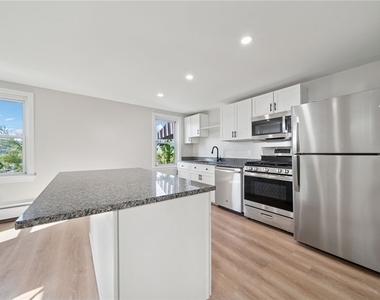 612 Hopkins St - Photo Thumbnail 1