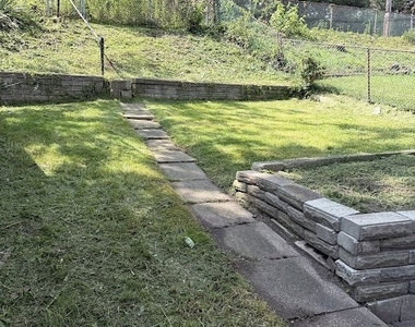 436 Cline St - Photo Thumbnail 15