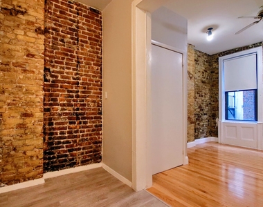  East 6th Street - Photo Thumbnail 4