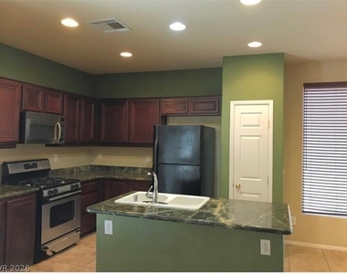8177 Sailor Point Avenue - Photo Thumbnail 6