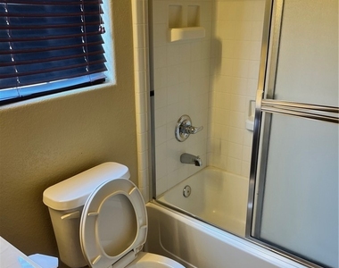 8177 Sailor Point Avenue - Photo Thumbnail 19