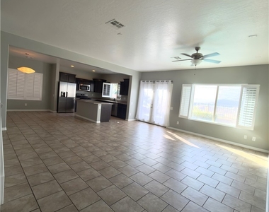 2340 Rue Bienville Way - Photo Thumbnail 14