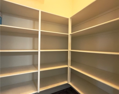 2340 Rue Bienville Way - Photo Thumbnail 36