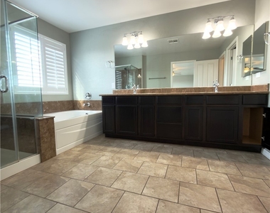2340 Rue Bienville Way - Photo Thumbnail 23