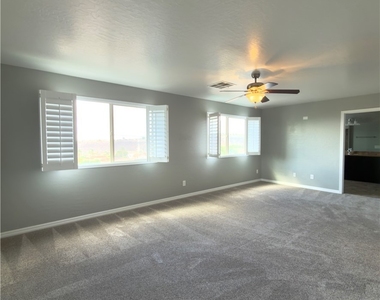 2340 Rue Bienville Way - Photo Thumbnail 9