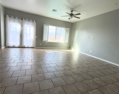 2340 Rue Bienville Way - Photo Thumbnail 13