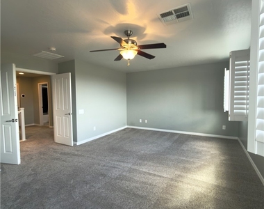 2340 Rue Bienville Way - Photo Thumbnail 15