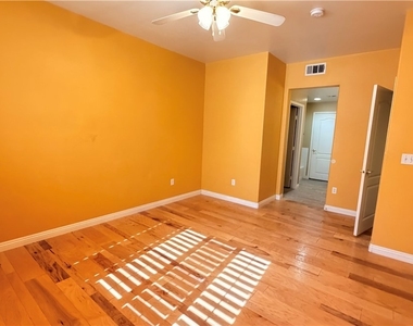 2325 Windmill Parkway - Photo Thumbnail 32