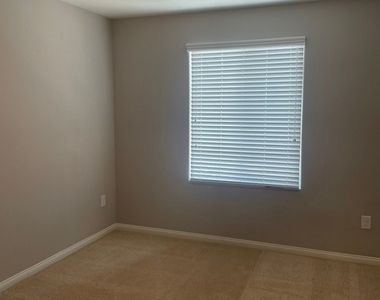8031 Passion Court - Photo Thumbnail 16