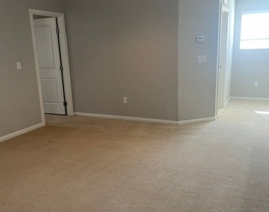 8031 Passion Court - Photo Thumbnail 20