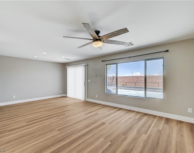 9930 Stiges Street - Photo Thumbnail 2