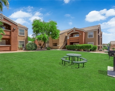 8101 W Flamingo Road - Photo Thumbnail 19