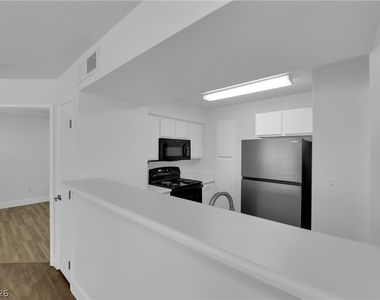 8101 W Flamingo Road - Photo Thumbnail 2