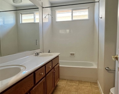 10878 Royal Highlands Street - Photo Thumbnail 6