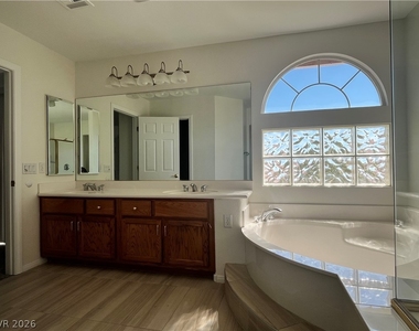 10878 Royal Highlands Street - Photo Thumbnail 5